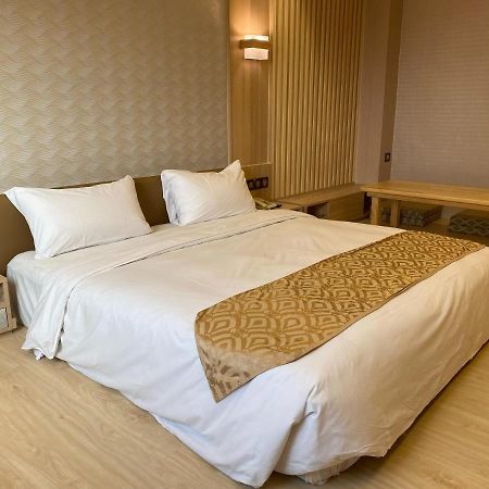 Wang Fu Hotel Miaoli Εξωτερικό φωτογραφία